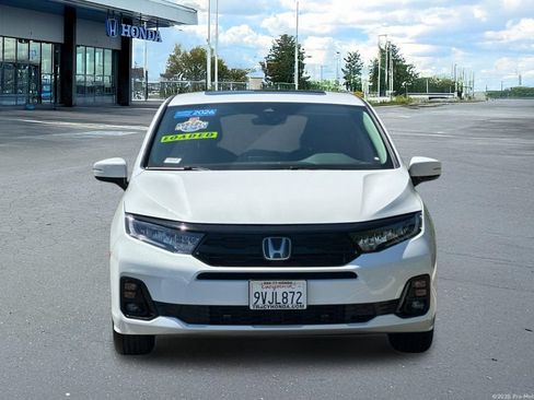 Used 2026 Honda Odyssey Elite image 16