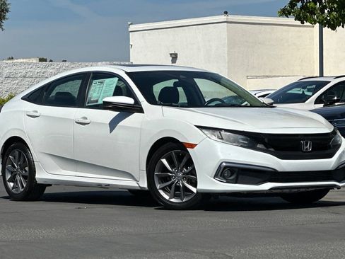 Used 2019 Honda Civic EX image 2