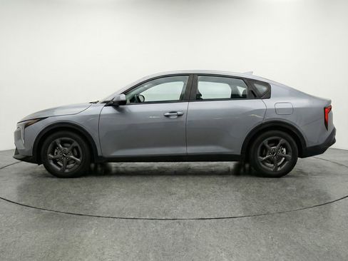 Used 2025 Kia K4 FWD image 5
