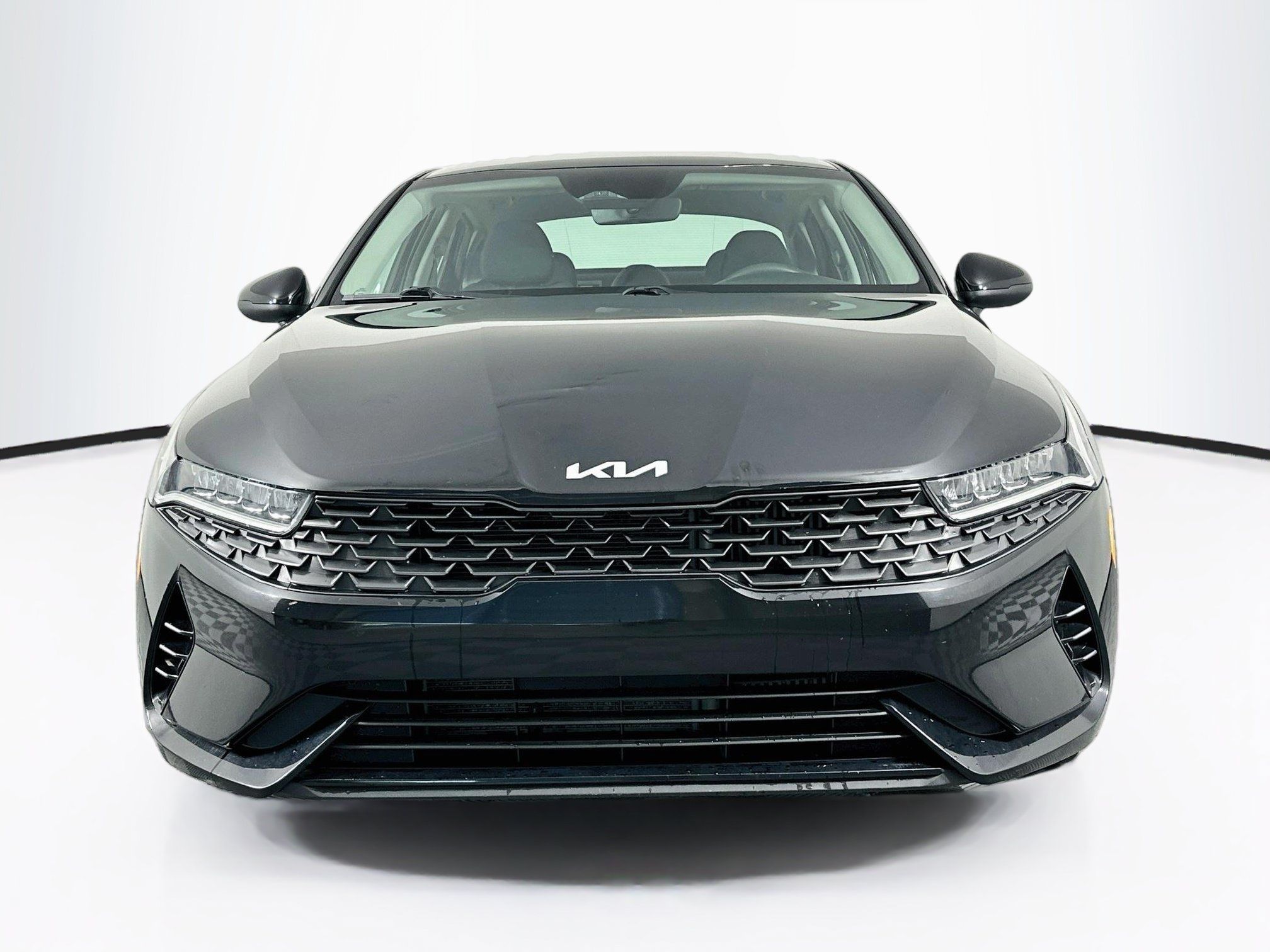 Used 2023 Kia K5 LXS FWD image 2