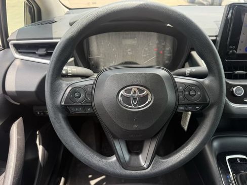 Used 2024 Toyota Corolla LE FWD image 12