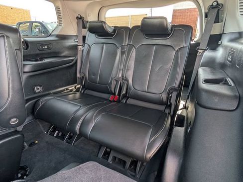 Used 2022 Jeep Grand Cherokee L Limited AWD/4WD image 22