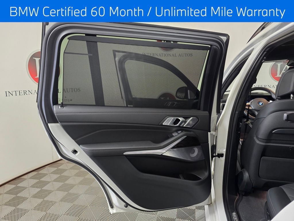 Certified 2025 BMW X7 xDrive40i w/ Executive Package AWD/4WD image 24