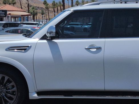 Used 2023 Nissan Armada Platinum w/ Captain's Chairs Package AWD/4WD image 32