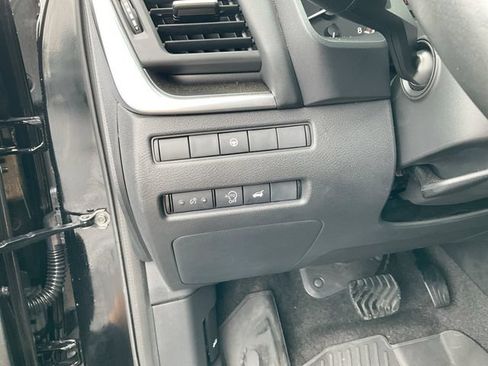 Certified 2023 Nissan Rogue SV w/ SV Premium B Package AWD/4WD image 21