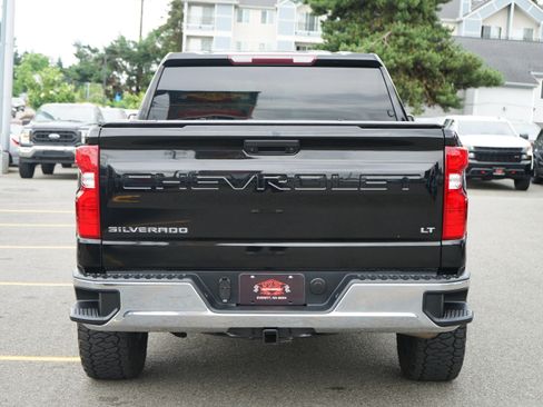 Used 2020 Chevrolet Silverado 1500 LT AWD/4WD image 4