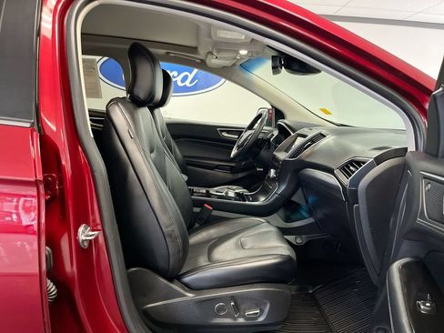 Used 2019 Ford Edge Titanium w/ Cold Weather Package AWD/4WD image 22