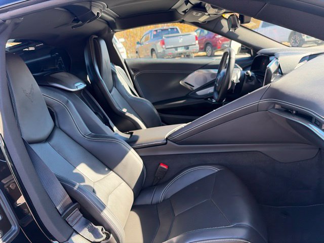 Used 2024 Chevrolet Corvette Stingray Preferred Cpe w/ Z51 Performance Package RWD image 28