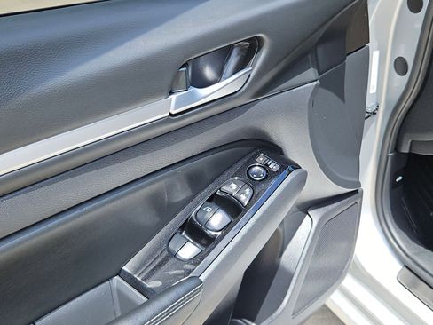 Certified 2025 Nissan Altima 2.5 SL FWD image 12