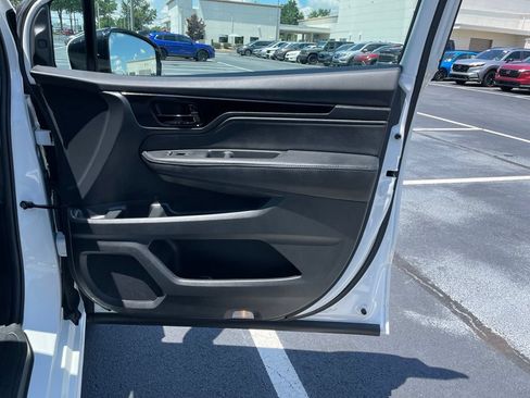 Certified 2024 Honda Odyssey Elite image 30
