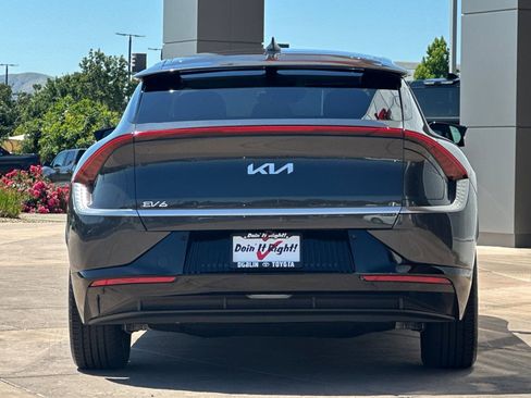 Used 2024 Kia EV6 Wind AWD/4WD image 5