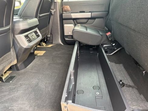 Used 2025 Ford F250 Lariat AWD/4WD image 19