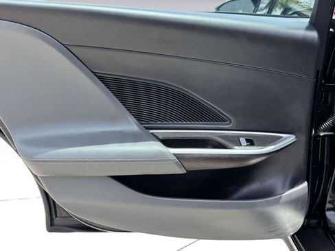 Used 2025 Lucid Air Pure RWD image 43