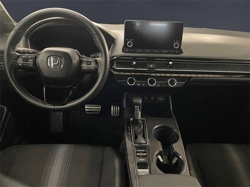 Used 2025 Honda Civic Sport image 10