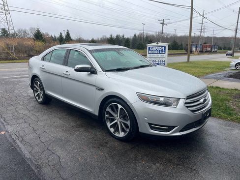 Used 2016 Ford Taurus Limited w/ Driver Assist Package image 2