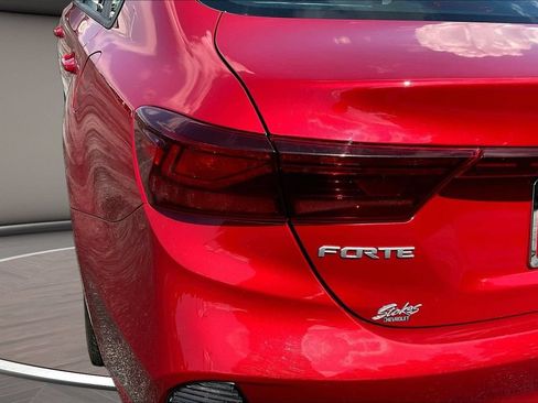 Used 2024 Kia Forte LXS FWD image 27