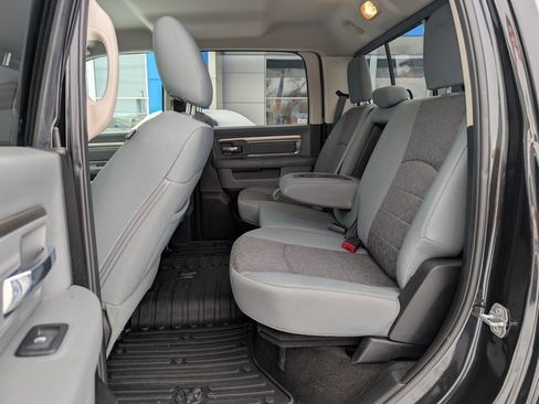 Used 2018 RAM 1500 SLT image 15