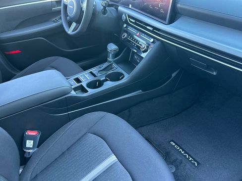 New 2026 Hyundai Sonata SE FWD image 15