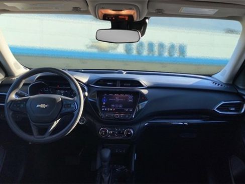 Used 2023 Chevrolet TrailBlazer LT w/ Convenience Package image 14