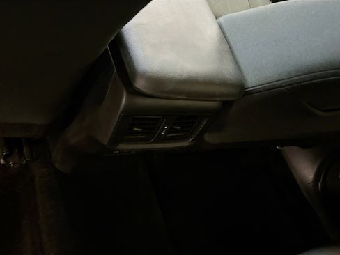 Used 2024 Toyota RAV4 XLE image 29