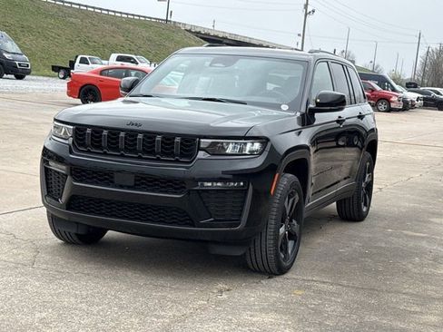 New 2026 Jeep Grand Cherokee Limited w/ Limited Altitude Package image 12