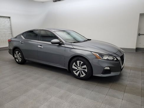 Used 2020 Nissan Altima 2.5 S FWD image 11
