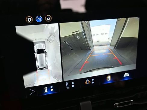 New 2026 Chevrolet Equinox RS w/ Convenience Package III image 31