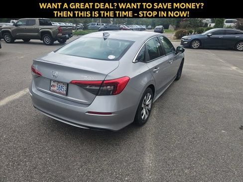 Used 2022 Honda Civic LX image 8