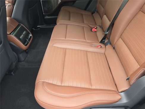 New 2026 Lincoln Nautilus Reserve image 11