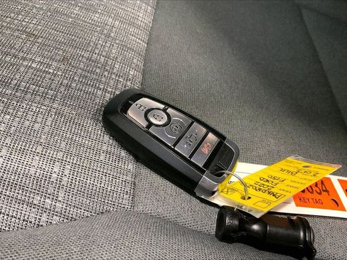 Used 2022 Ford F150 XLT w/ Equipment Group 302A High image 19