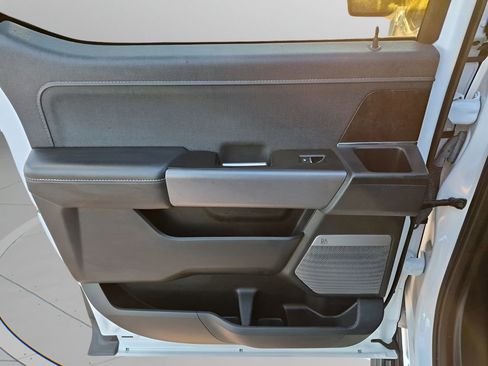 Used 2022 Ford F150 Lariat w/ Equipment Group 501A Mid image 17