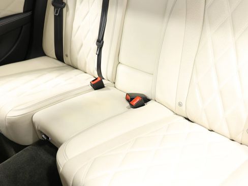 Used 2016 Bentley Flying Spur V8 image 53