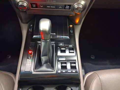 Used 2020 Lexus GX 460 Luxury image 15