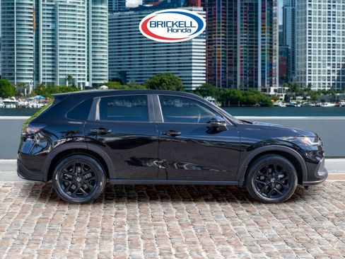 Certified 2024 Honda HR-V Sport image 4