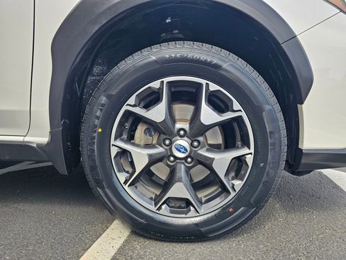 Used 2018 Subaru Crosstrek 2.0i Premium w/ Moonroof Package AWD/4WD image 9