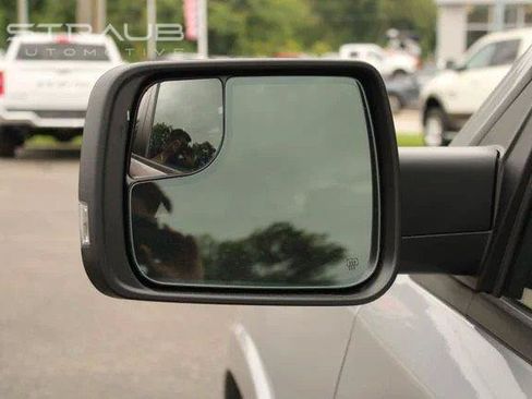 Used 2025 RAM 1500 Big Horn AWD/4WD image 29