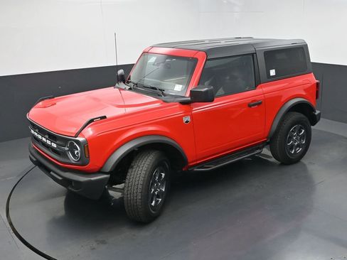 Used 2023 Ford Bronco Big Bend AWD/4WD image 32