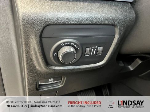 New 2025 Jeep Grand Cherokee Altitude image 30