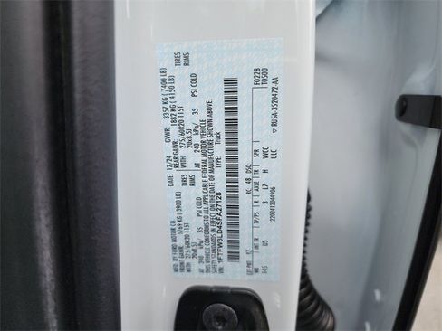 New 2025 Ford F150 XLT w/ Equipment Group 303A High image 31