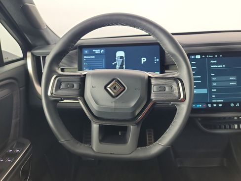 Used 2024 Rivian R1S Adventure AWD/4WD image 28