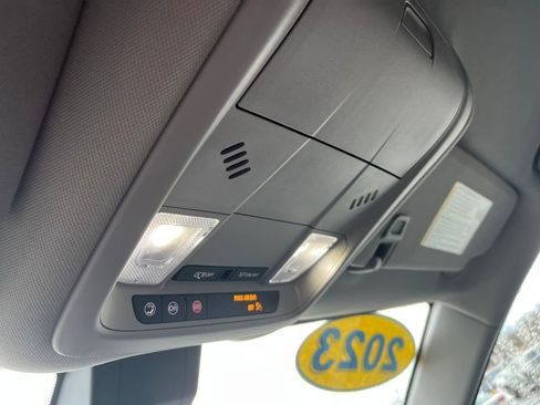 Used 2023 Chevrolet Equinox LT image 17