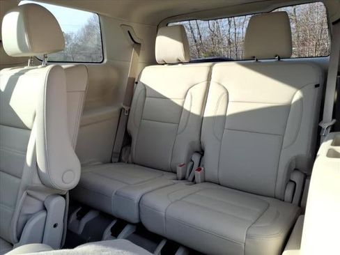 Certified 2023 GMC Acadia Denali w/ Denali Ultimate Package image 27