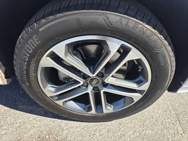 Used 2025 Audi Q5 Premium Plus AWD/4WD image 9