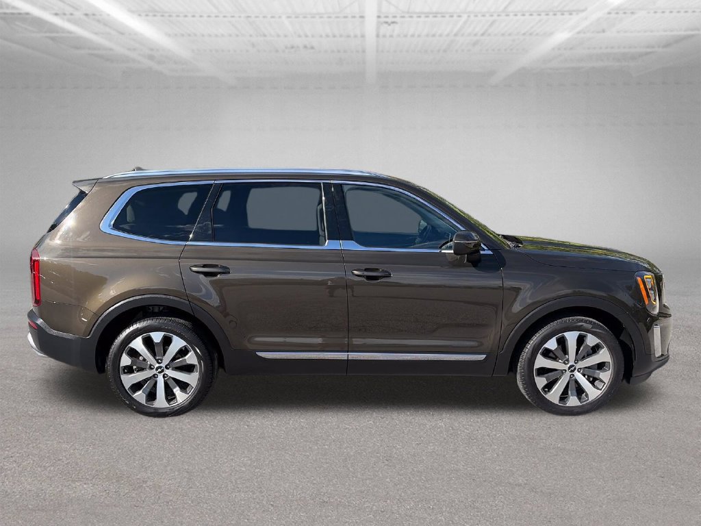 Used 2022 Kia Telluride EX w/ EX Premium Package FWD image 7