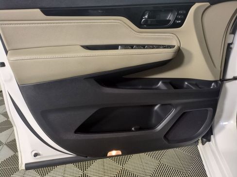 Certified 2024 Honda Odyssey Elite image 14