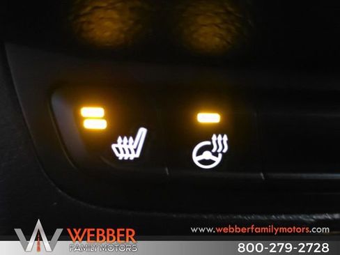 Used 2017 Jeep Renegade Altitude image 16