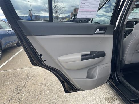 Used 2019 Kia Sportage LX FWD image 19
