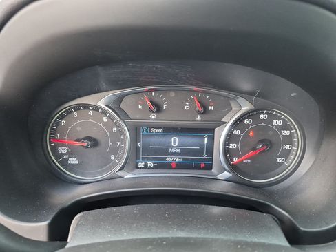Used 2024 GMC Terrain SLE AWD/4WD image 18
