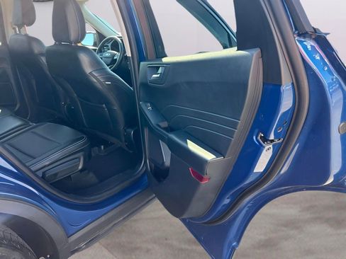 Used 2022 Ford Escape SEL AWD/4WD image 16