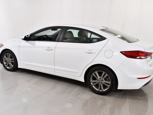Used 2018 Hyundai Elantra SEL w/ Cargo Package FWD image 15